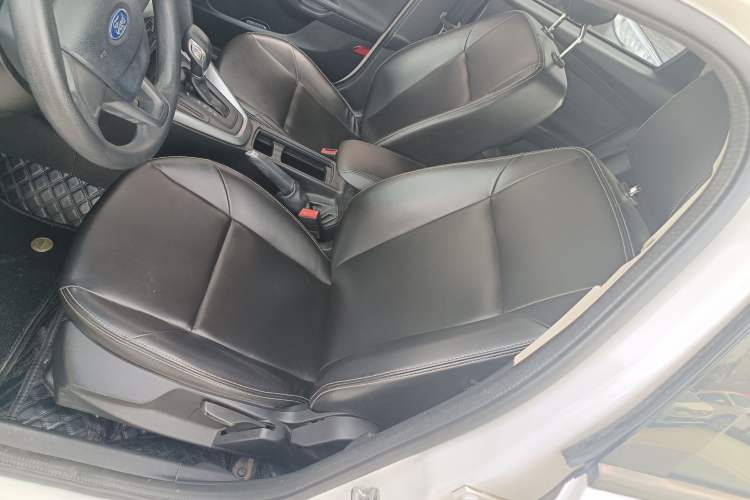 Used Ford Focus 2015 Hatchback 1.6L Automatic Comfort Model
