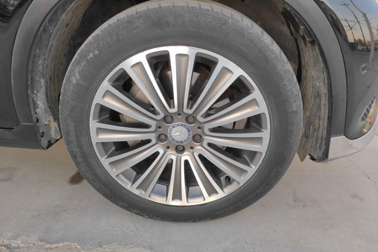 Used Mercedes-Benz GLC 2016 GLC 200 4MATIC Right Front Wheel Hub