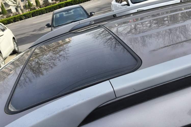 Used Hyundai ix35 2013 2.0L Automatic Two-Wheel Drive Smart GLS China IV Standard Roof