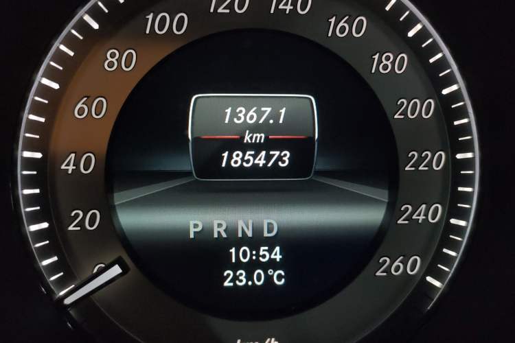 Used Mercedes-Benz C-Class 2013 C 260 Elegant Grand Edition Odometer Close Up