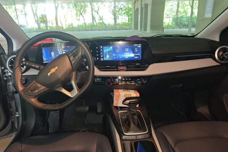 Used Chevrolet Monza 2024 1.5L Dual-Clutch Enjoyment Edition Center Console