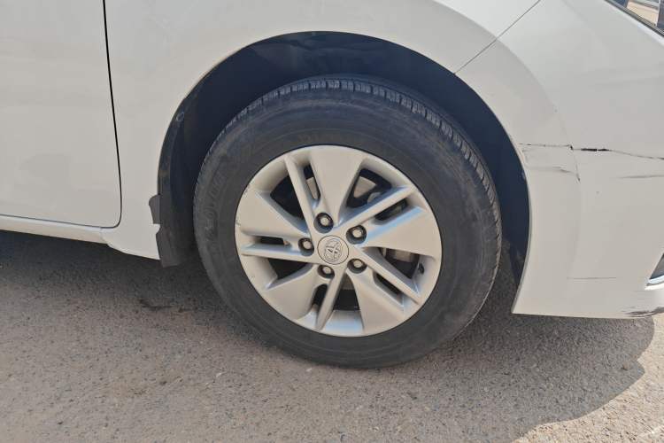 Used Toyota Corolla 2017 Revised Version 1.6L S-CVT GL Right Front Wheel Hub