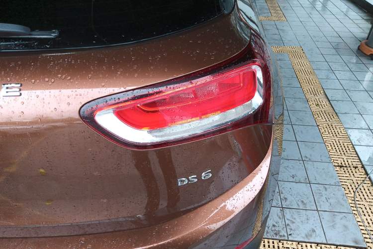 Used DS 6 2014 1.6T Luxury Edition THP160