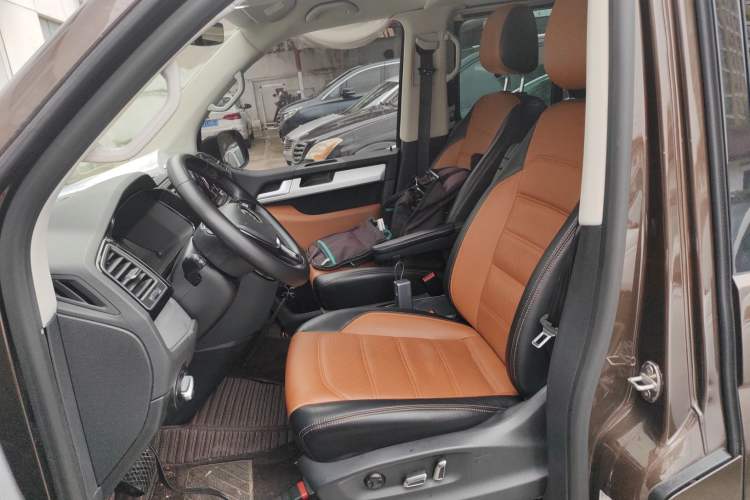 Used Volkswagen Multivan 2018 2.0 TSI Two-Wheel-Drive Comfort Edition 7 Seats