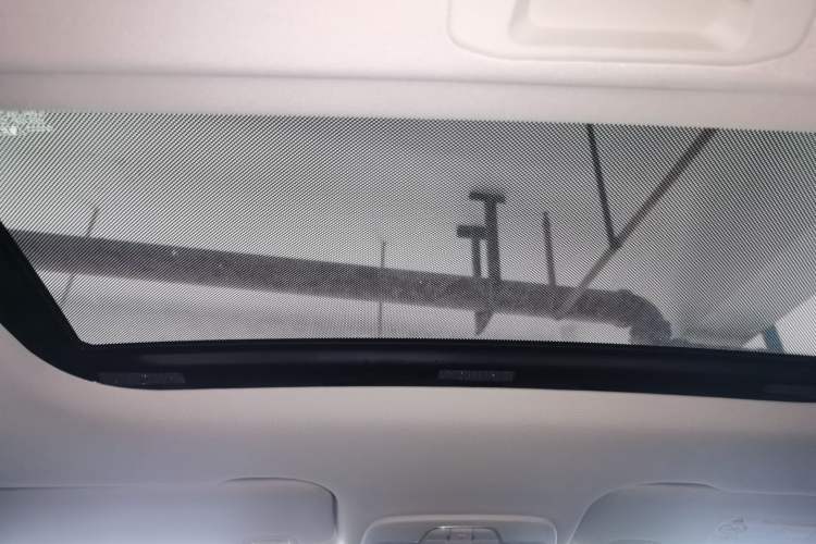 Used Geely Auto Vision X3 2019 Upgraded Model 1.5L CVT Prestige Version Headliner