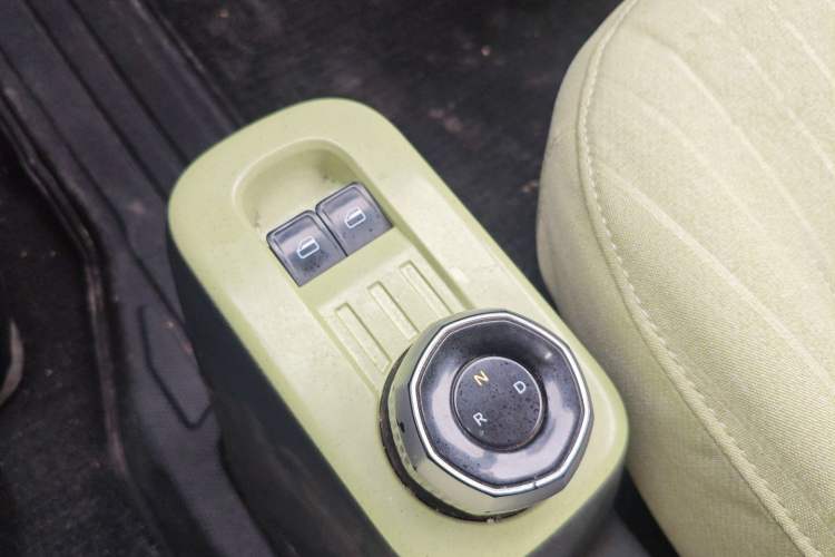 Used Geely Galaxy Panda 2024 Panda Mini 200km Endurance Bear
