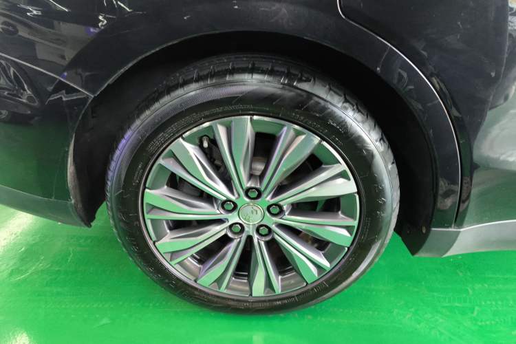 Used Hongqi E-QM5 2022 431 km Charge & Enjoy Edition