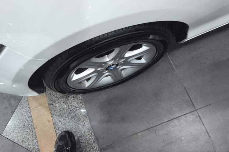 Used BMW 1 Series 2013 Revised 116i Leading Edition Left Front Wheel Hub