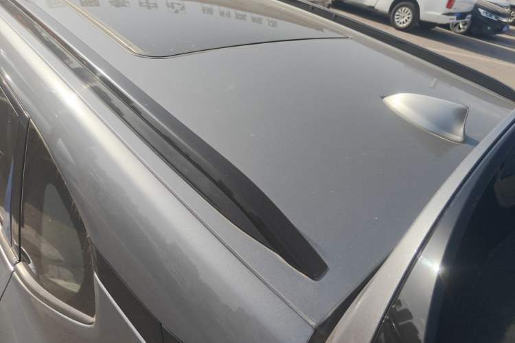 Used Chevrolet Orlando 2018 Redline 530T Automatic Zhaoxiang Edition (5+2 Seating) – China V Standard Roof