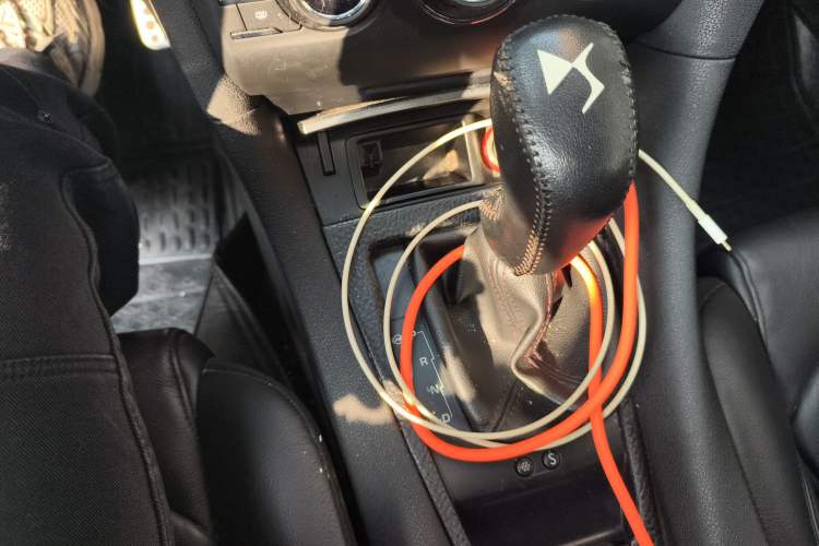 Used DS 5LS 2014 1.6T Luxury Edition THP200
