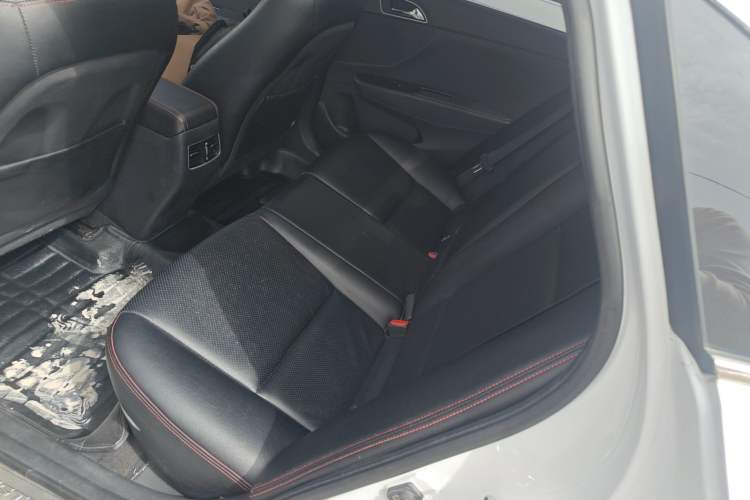 Used Hyundai Mistra 2016 1.8L Automatic Smart GLS
