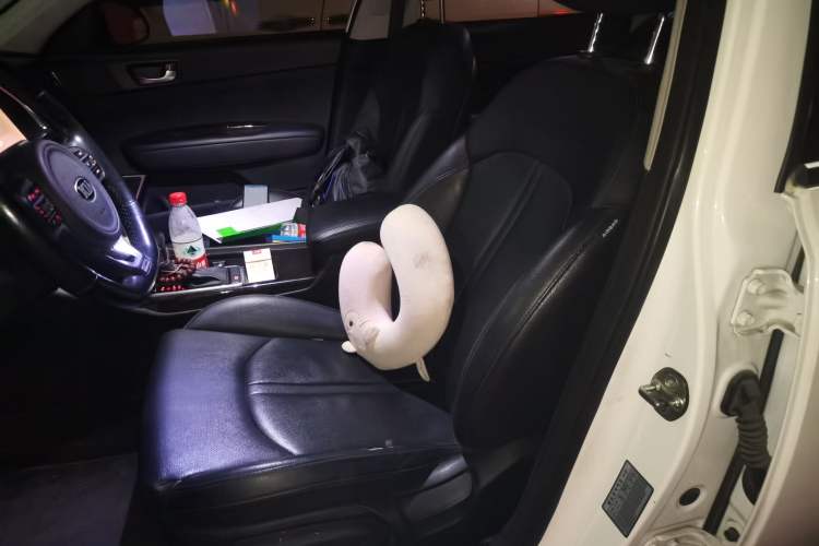 Used Kia K5 2016 1.6T Automatic LUX Left Front Seat