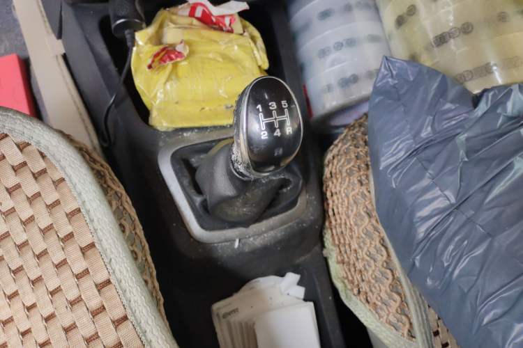 Used HYOSOW H2 2016 H2E 1.5L Elite Model BJ415B
