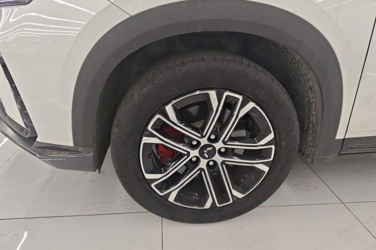 Used Wuling Alvez 2022 1.5T CVT Trendy & Cool Edition