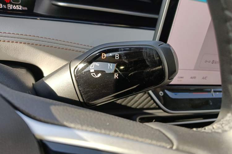 Used Volkswagen ID.7 VIZZION 2024 AIR model
