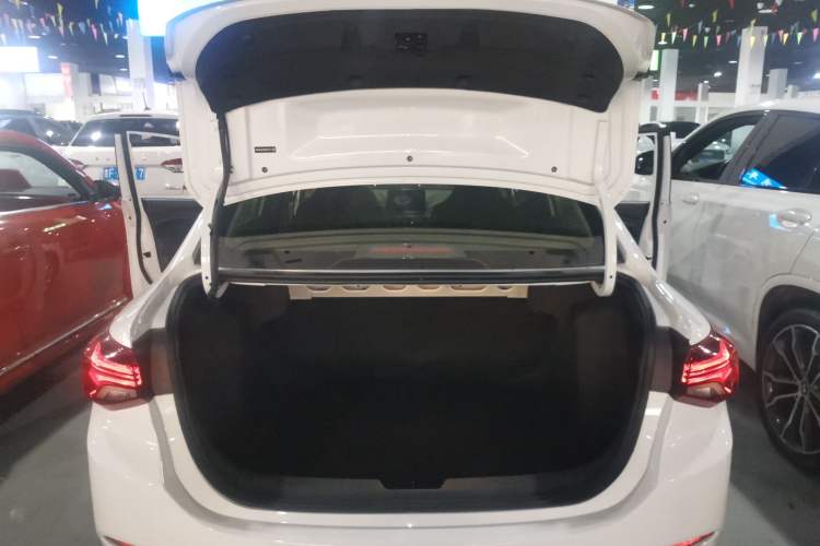 Used Chevrolet Cavalier 2022 325T Automatic Enjoyment Edition