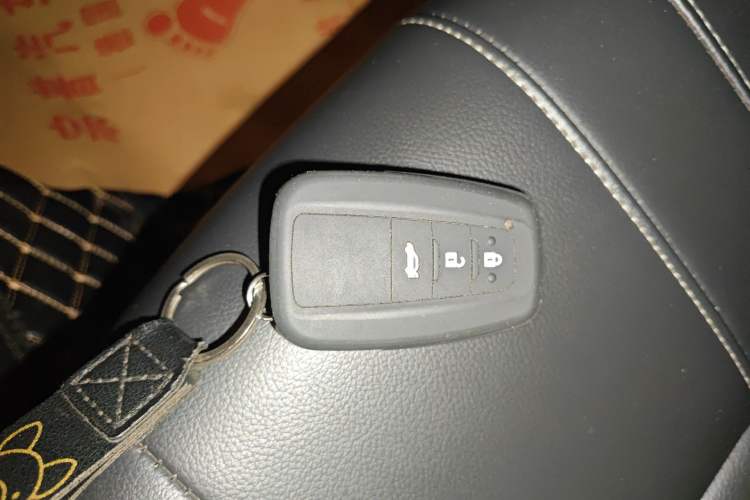 Used Toyota Corolla 2021 Dual-Motor 1.8L E-CVT Elite Edition