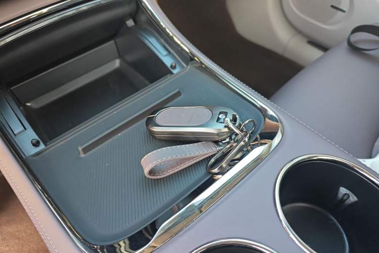 Used Leapmotor C11 2024 Range-Extended 300 Luxury Edition