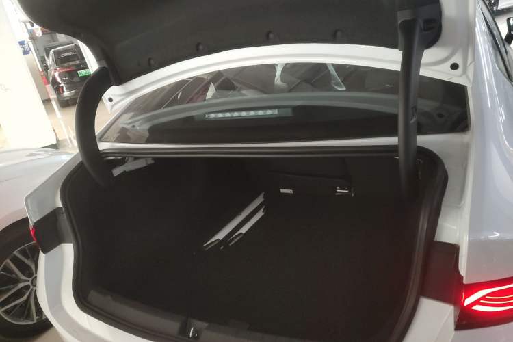 Used BYD Qin PLUS 2025 DM-i Smart Drive 55KM Leading Model