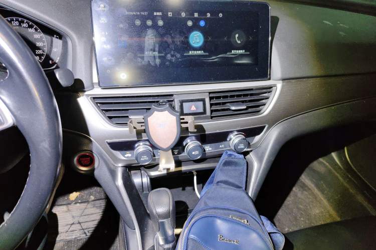 Used Honda Accord 2022 260TURBO Luxury Edition Audio And AC Panel