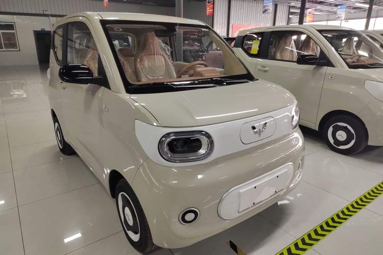 Used Wuling Hongguang MINIEV 2024 3rd Generation 215km Youth Edition