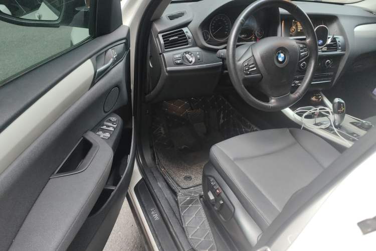 Used BMW X3 2016 sDrive20i
