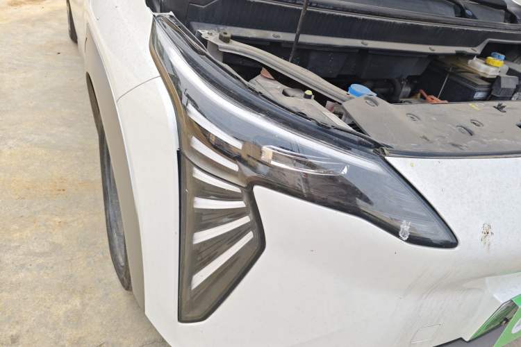 Used AION Y 2022 Plus 70 Enjoy Edition Right Front Headlight