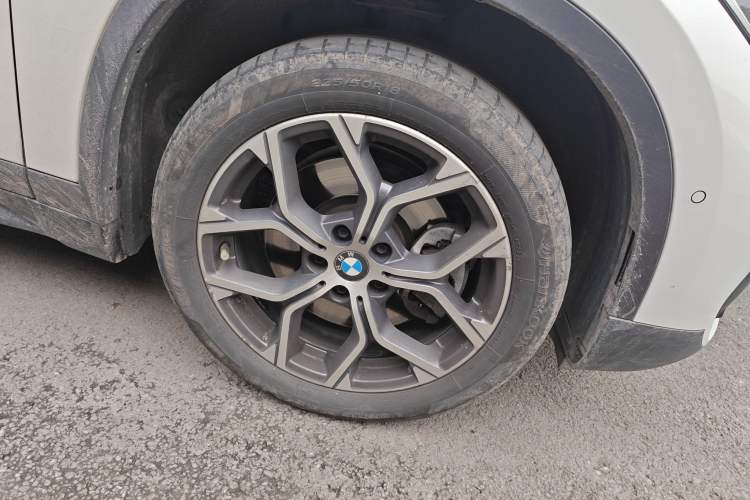 Used BMW X1 2020 sDrive25Li Leading Model
