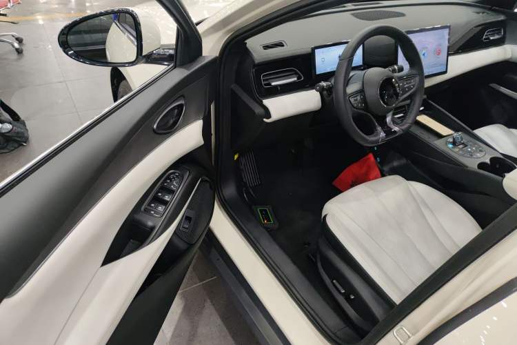 Used BYD Seal 06 New Energy 2024 DM-i 120KM Luxury Model