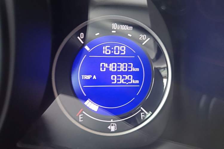 Used Honda Fit 2016 1.5L LXS CVT Comfort Sunroof Version