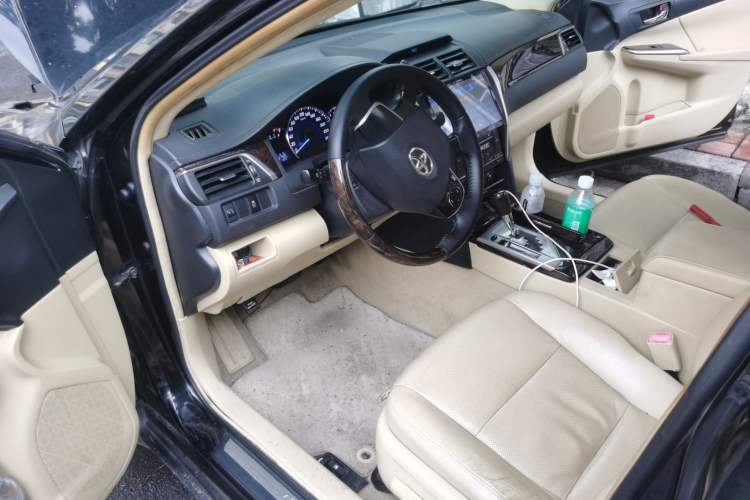 Used Toyota Camry 2015 2.0G Premier Edition