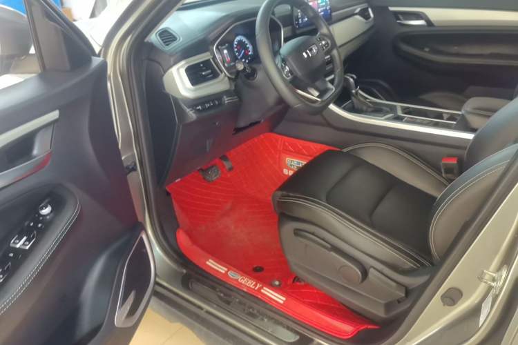 Used Geely Auto Vision X6 2020 1.4T CVT Luxury Edition
