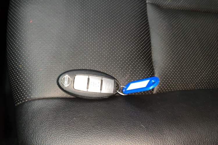 Used Nissan X-Trail 2015 2.0L CVT Comfort MAX Edition 2WD
