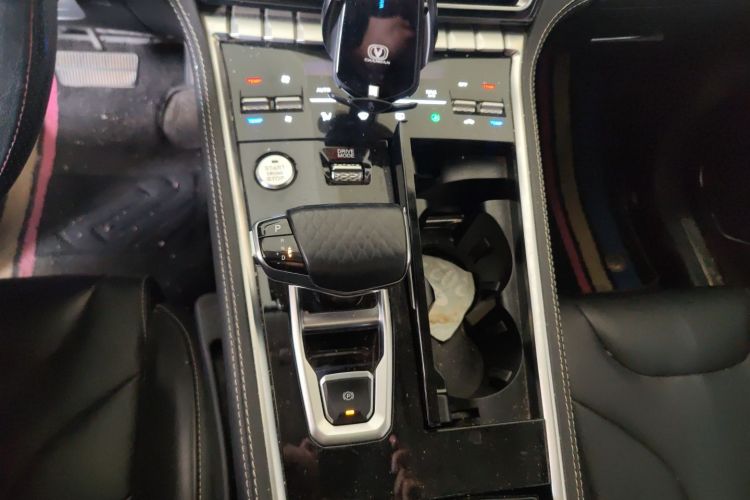 Used Changan CS85 COUPE 2019 1.5T DCT Dynamic Version China VI Standard
