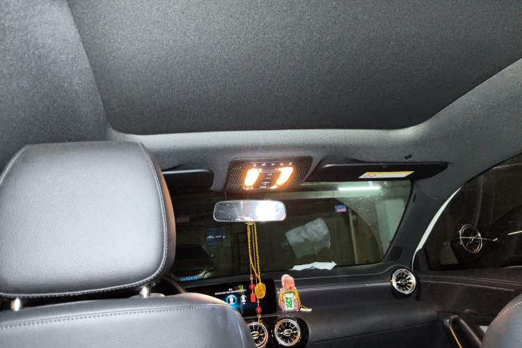 Used Mercedes-Benz A-Class 2022 Restyled A 200 L Sport Sedan Fashion Version
