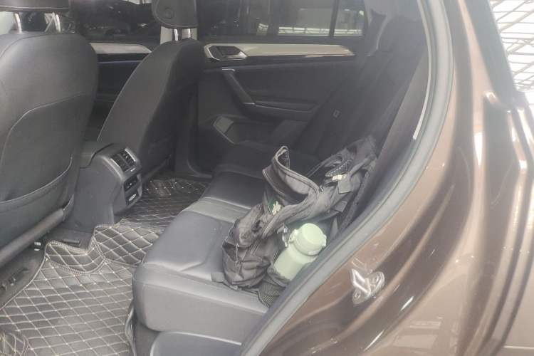 Used Volkswagen Tayron 2019 330TSI Two-Wheel Drive Luxury Model China VI Standard