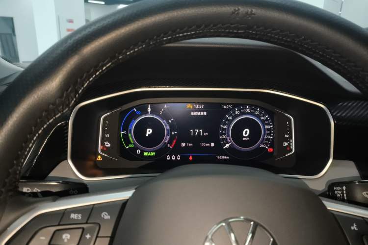 Used Volkswagen Tayron GTE Plug-in Hybrid 2023 280TSI Luxury Plus Advanced Edition