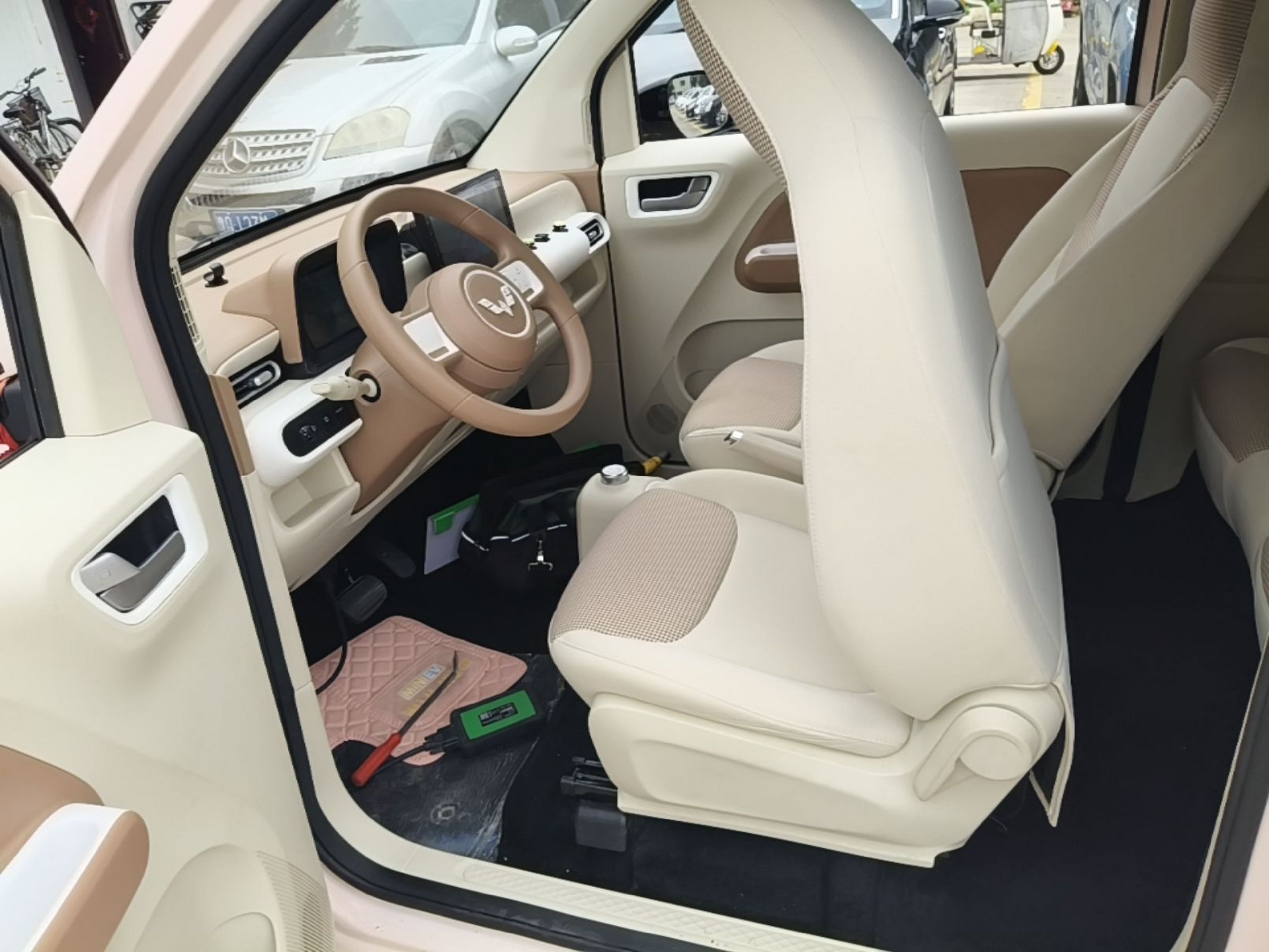 Interior delantero