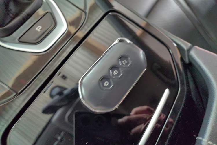 Used Wuling Victory 2020 1.5T CVT Flagship Edition Vehicle Key