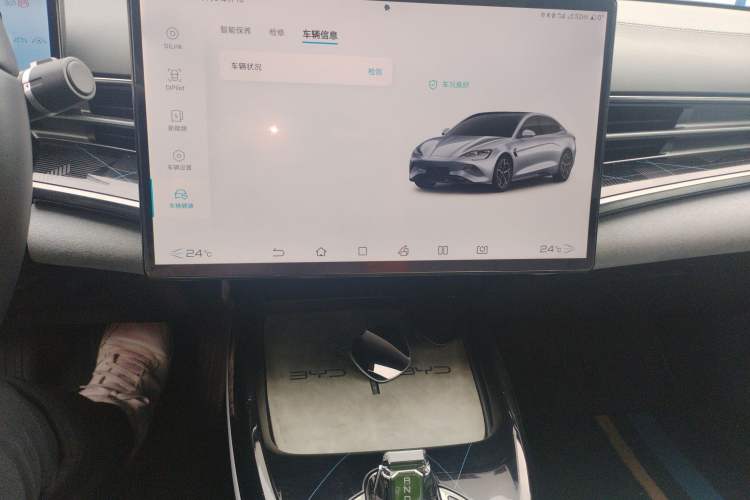 Used BYD Seal 2022 550 km Standard Range Rear-Wheel Drive Prestige Version
