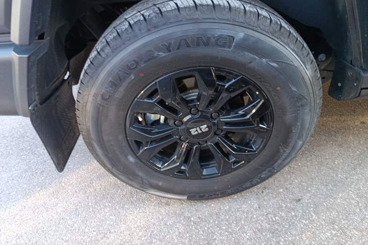 Used 212 T01 2024 2.0T Explorer