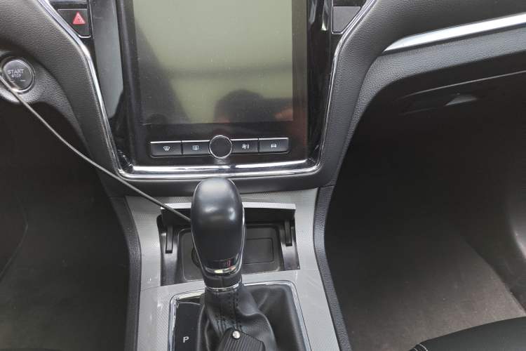 Used Roewe RX5 2020 20T Automatic 4G Connected Million Edition