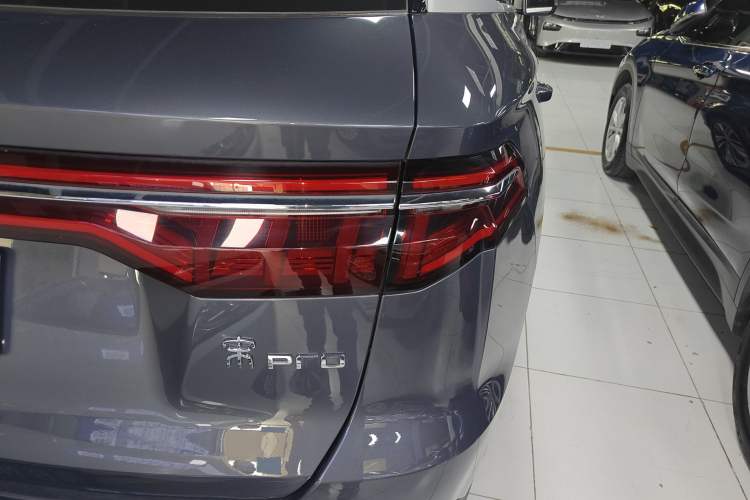 Used BYD Song Pro 2019 1.5T Automatic Elite Edition Exterior 3