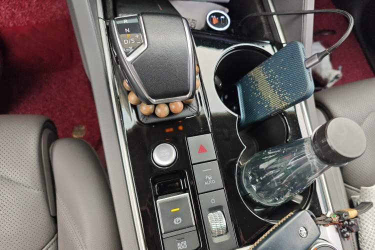 Used Volkswagen Touareg 2022 3.0 TSI Luxury Edition Black Diamond Sport Package
