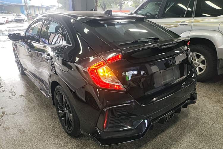 Used Honda Civic 2021 HATCHBACK 220TURBO CVT Trendy Cool Edition
