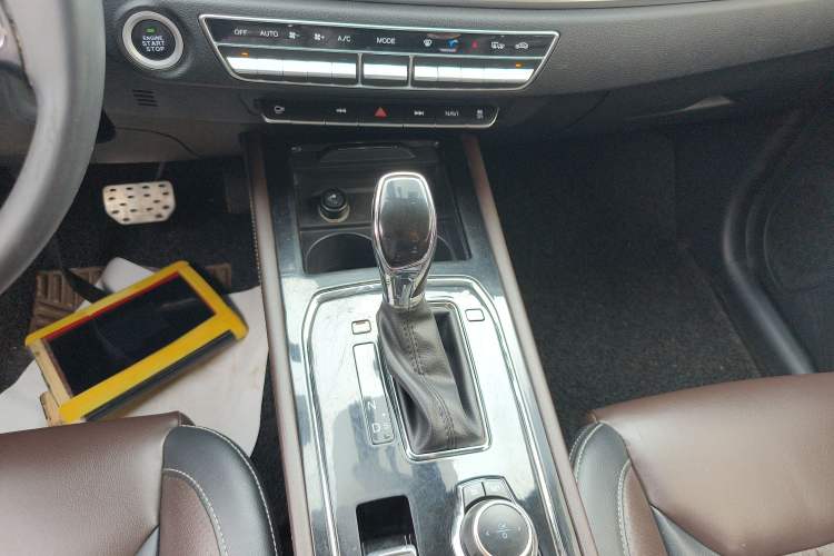 Used Dongfeng Fengon 580 2018 1.5T CVT Luxury Model Gear Lever