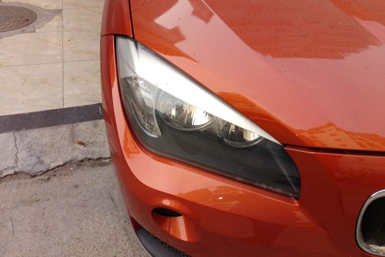 Used BMW X1 2014 sDrive18i Fashion Model Right Front Headlight