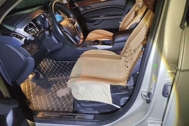 Used Cadillac SRX 2013 3.0L Leading Model