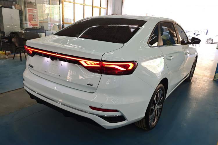 Used Geely Auto Emgrand 2023 4th Generation Champion Edition 1.5L CVT Prestige Model
