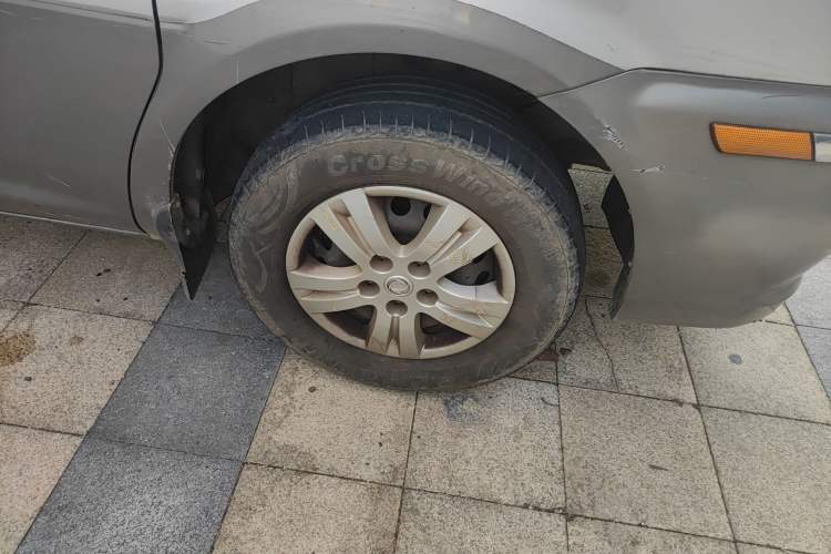 Used FORTHING Lingzhi 2014 M3 1.6L 7-Seater Comfort Model